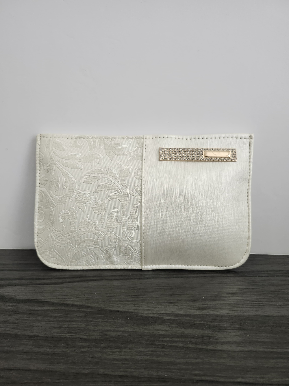 White Textured Women's Key & Card Holder with Gold Accent